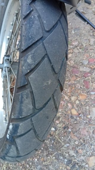 BMW F 650 GS Roja y Plata