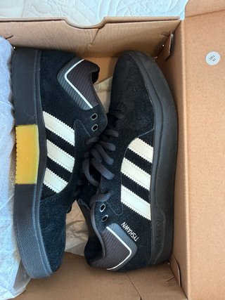 Adidas Tyshawn Core Black Spark Skate 38.5