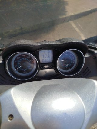 Piaggio X-Evo 125cc Maxi Scooter Gris