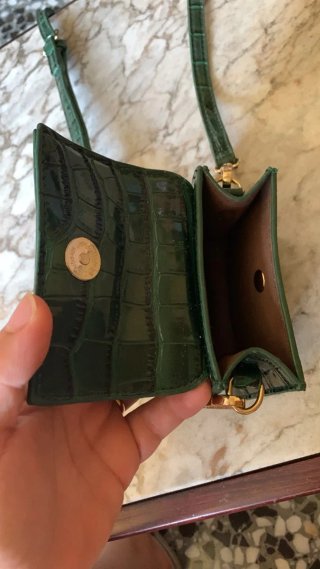 Bolso verde efecto cocodrilo