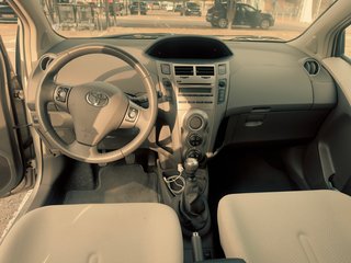 Toyota Yaris 2009