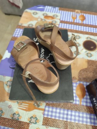 Sandalias de mujer marrones