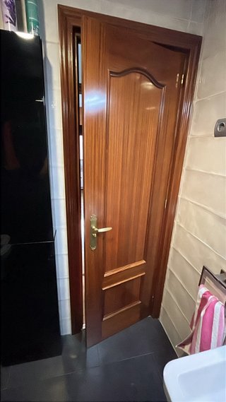 7 Puertas de madera con/sin cristal.