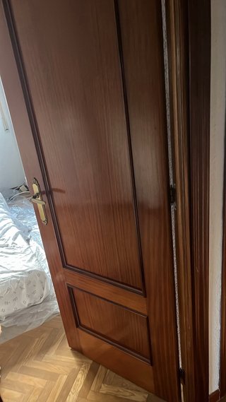 7 Puertas de madera con/sin cristal.