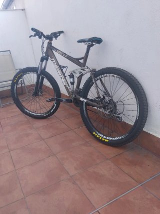 Bici Enduro Mérida AM 800