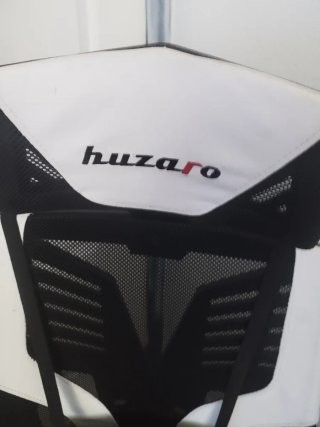 Silla Gamer Huzaro Negra y Blanca