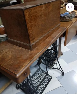 ANTIGUA MAQUINA DE COSER SINGER
