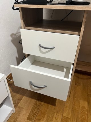 Escritorio Ikea madera y blanco URGE