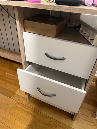 Escritorio Ikea madera y blanco URGE