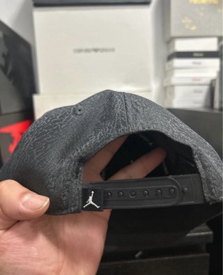 Gorra Jordan Negra Colección