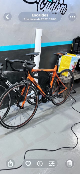KTM Revelator Carbono NUEVA MUY POCO USO
