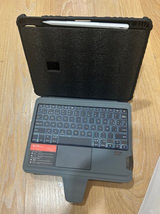 Nillkin Magic Keyboard iPad Pro 11 M4 + Metapen A8
