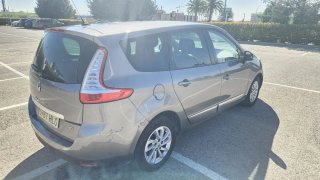 Renault Grand Scenic 2012