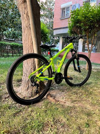 Bicicleta Btwin Rockrider ST100 27.5” - Revisada