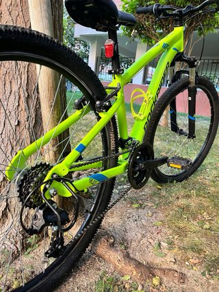 Bicicleta Btwin Rockrider ST100 27.5” - Revisada
