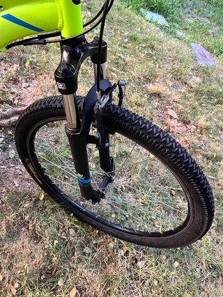 Bicicleta Btwin Rockrider ST100 27.5” - Revisada