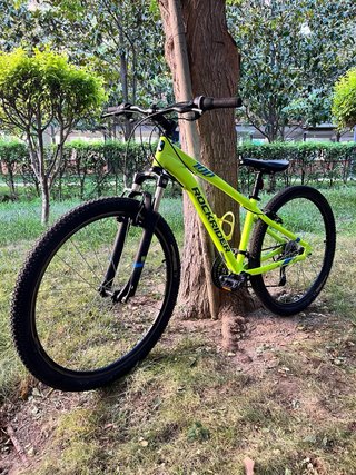 Bicicleta Btwin Rockrider ST100 27.5” - Revisada