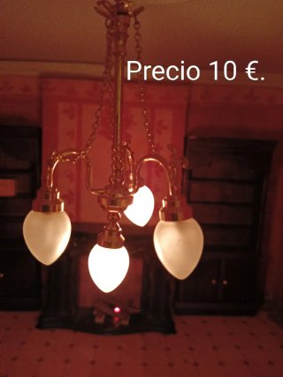 Lámpara, techo, escala 1/12.            Y aplique.