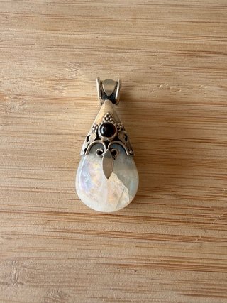 Colgante Plata Ley 925 Piedra Lunar Granate