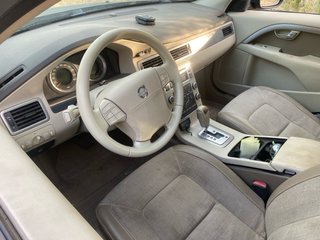 Volvo XC70 2009