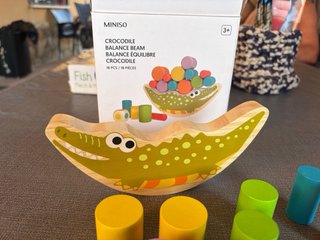 Juego de equilibrio cocodrilo MINISO