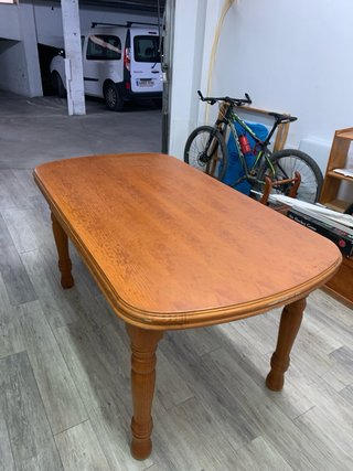 Mesa de comedor extensible de madera