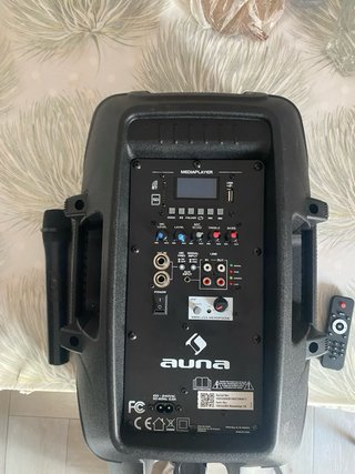 Altavoz Portátil con Micrófono y Mando. Auna