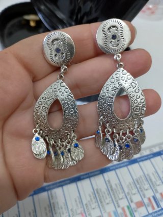 Orecchini vintage con strass blu
