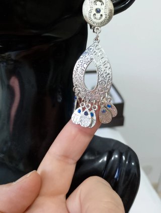 Orecchini vintage con strass blu