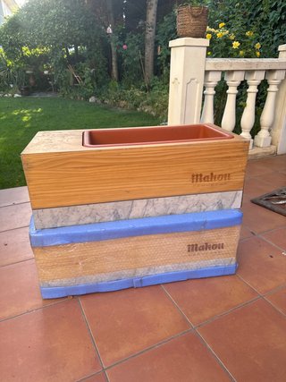 2 Jardinera de madera Mahou