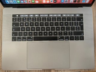 MacBook Pro 15" Gris espacial (i7 - 16GB - 500GB)