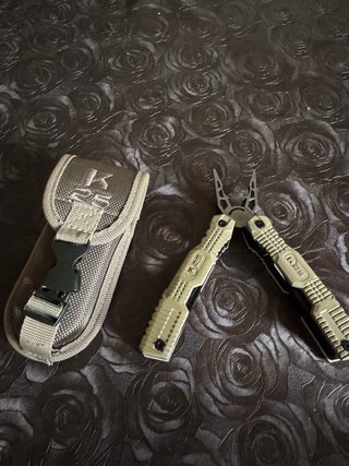 Multiherramienta Bear & Son EDC 13 en 1