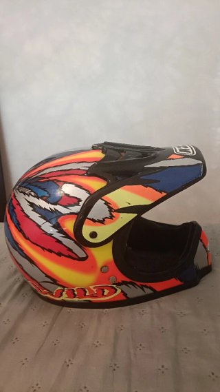 Casco de moto infantil o junior  (Cabeza normal)