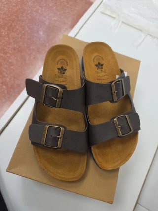 Sandalias Lico Marrón Hebilla Ajustable