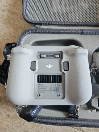 Dron DJI Mini 3 RC Gris