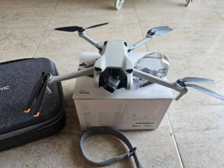 Dron DJI Mini 3 RC Gris