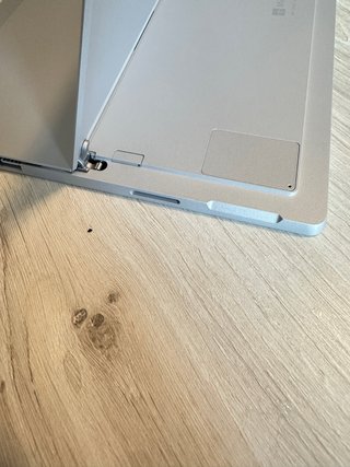 Surface pro 7+ LTE - 8/256 Intel i5 11th