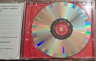 CD Astrid – Play Dead