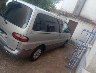 HUNDAI  2000 2000
