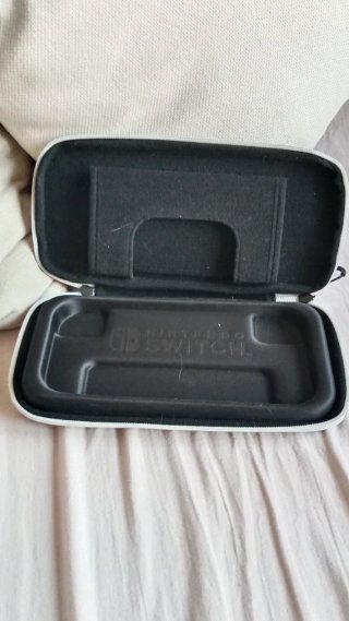 Estuche Nintendo Switch Nuevo