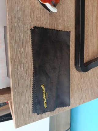 Estuche Gafas Sol Negro/Naranja