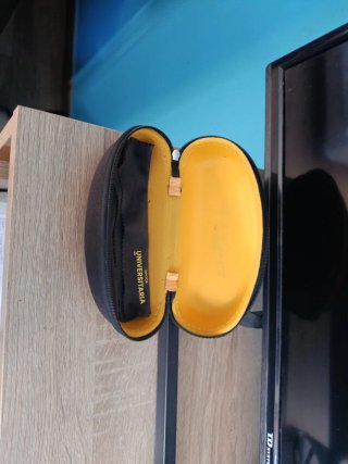 Estuche Gafas Sol Negro/Naranja