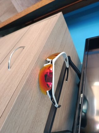 Estuche Gafas Sol Negro/Naranja