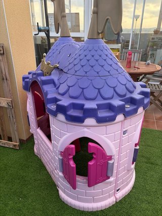 REGALO: castillo de juguete para jardín