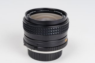 Minolta MC W.Rokkor-SG 28mm f/3.5 Montura SR