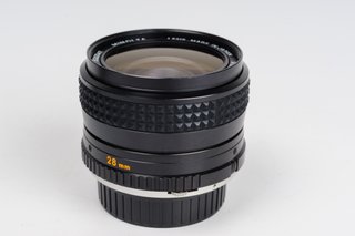 Minolta MC W.Rokkor-SG 28mm f/3.5 Montura SR