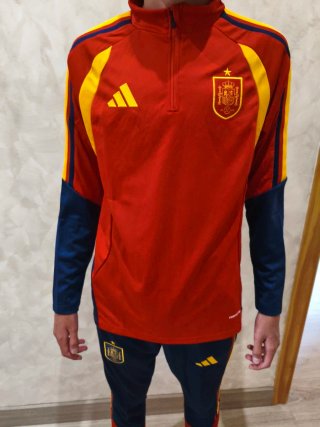 Chándal Selección Española Talla 18 niño (145-155)
