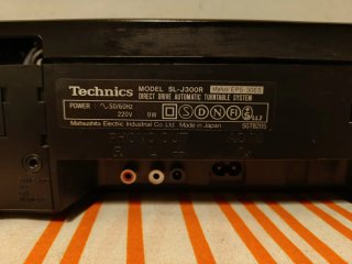 Tocadiscos Tangencial HiFi Technics SL-J300R