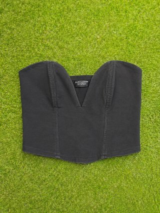 Top negro Zara escote pico