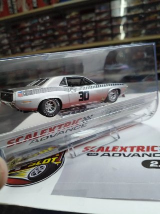 Scalextric Advance Plymouth Barracuda Plata